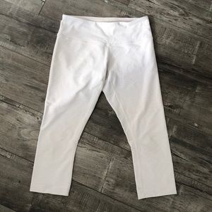 Lululemon yoga pants!!